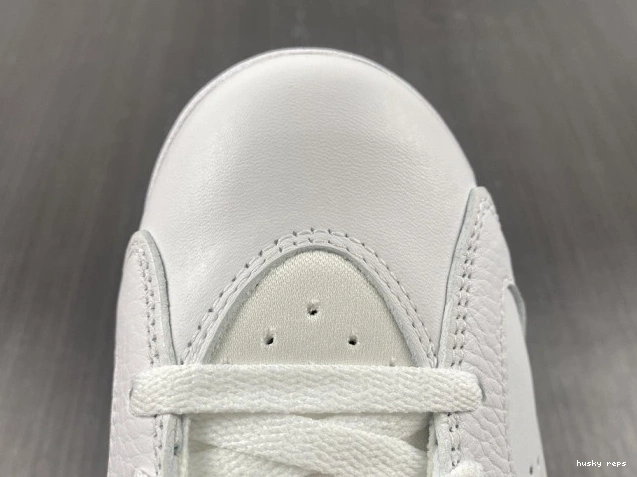 Cheap Husky 6 CT8529-162 Hare Jordan Retro 0709